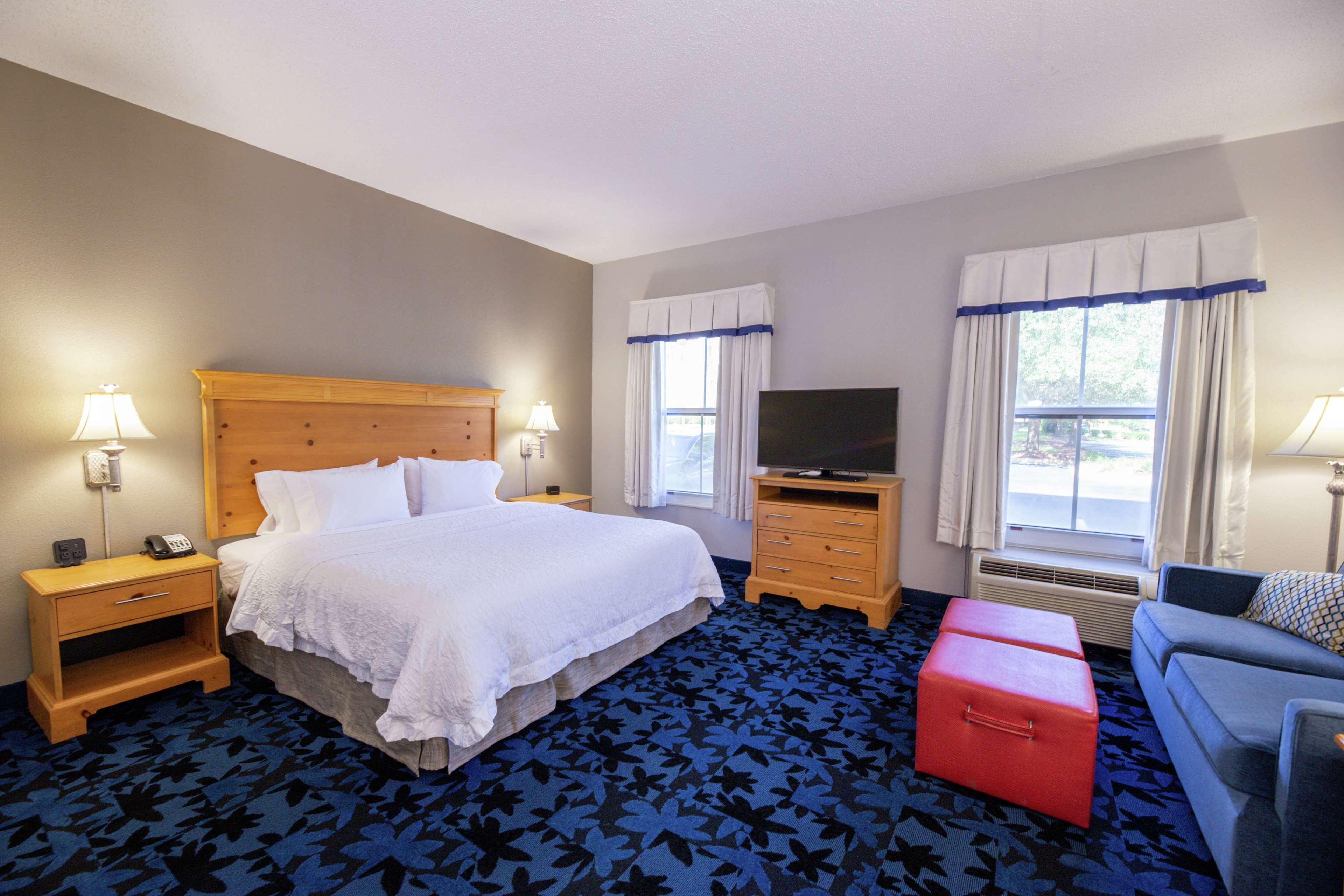 Hampton Inn & Suites Jacksonville Deerwood Park Exteriör bild