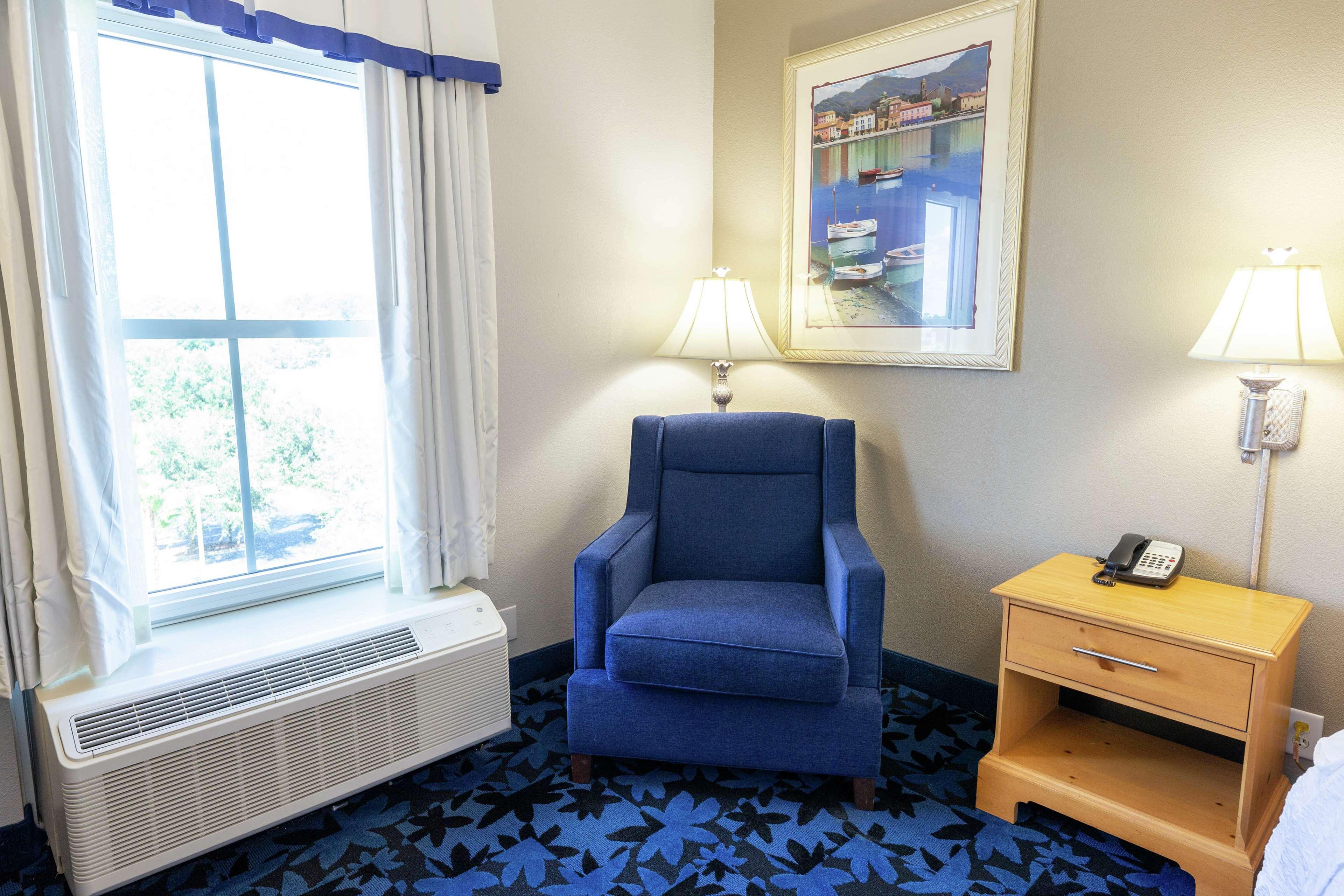 Hampton Inn & Suites Jacksonville Deerwood Park Exteriör bild