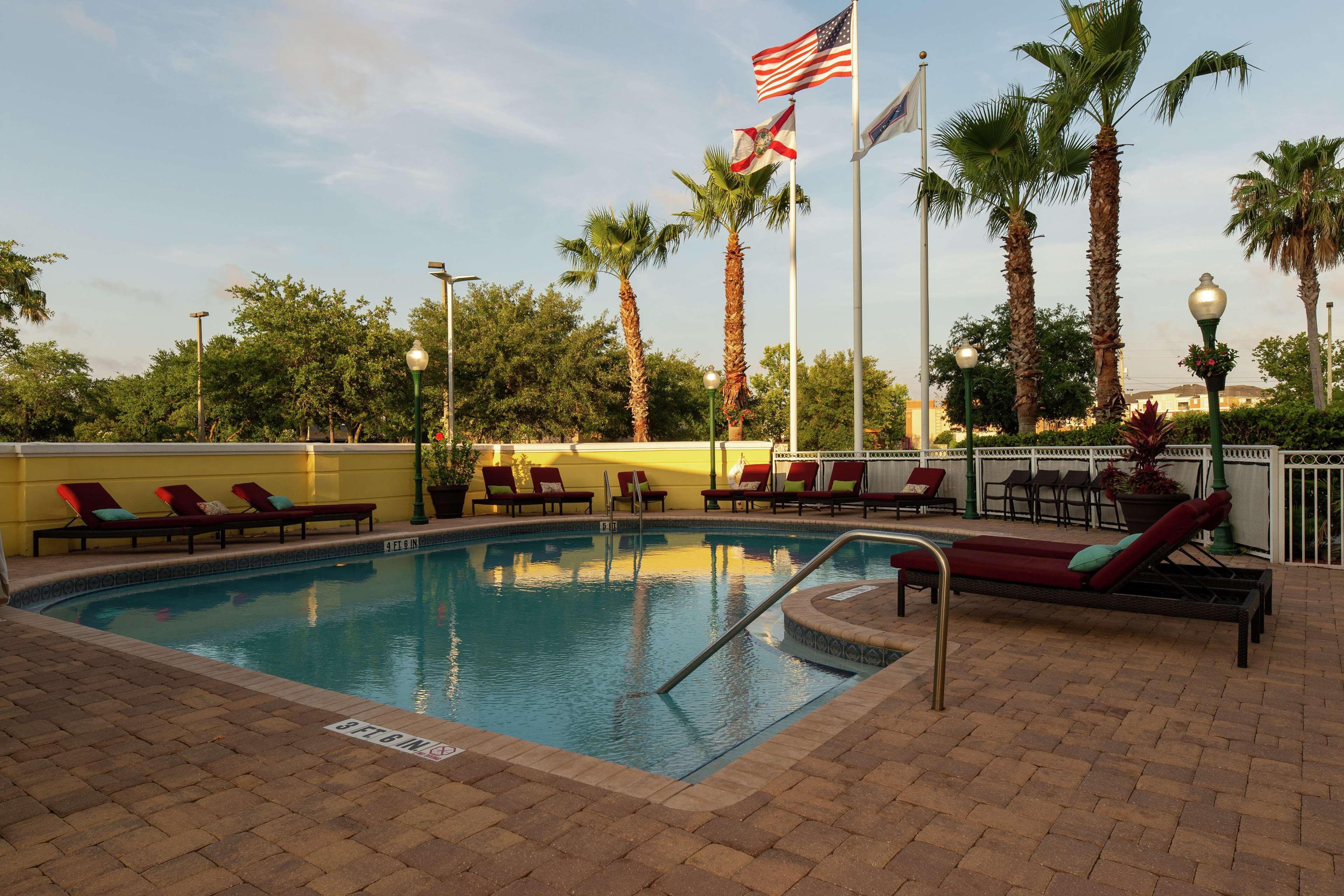 Hampton Inn & Suites Jacksonville Deerwood Park Exteriör bild