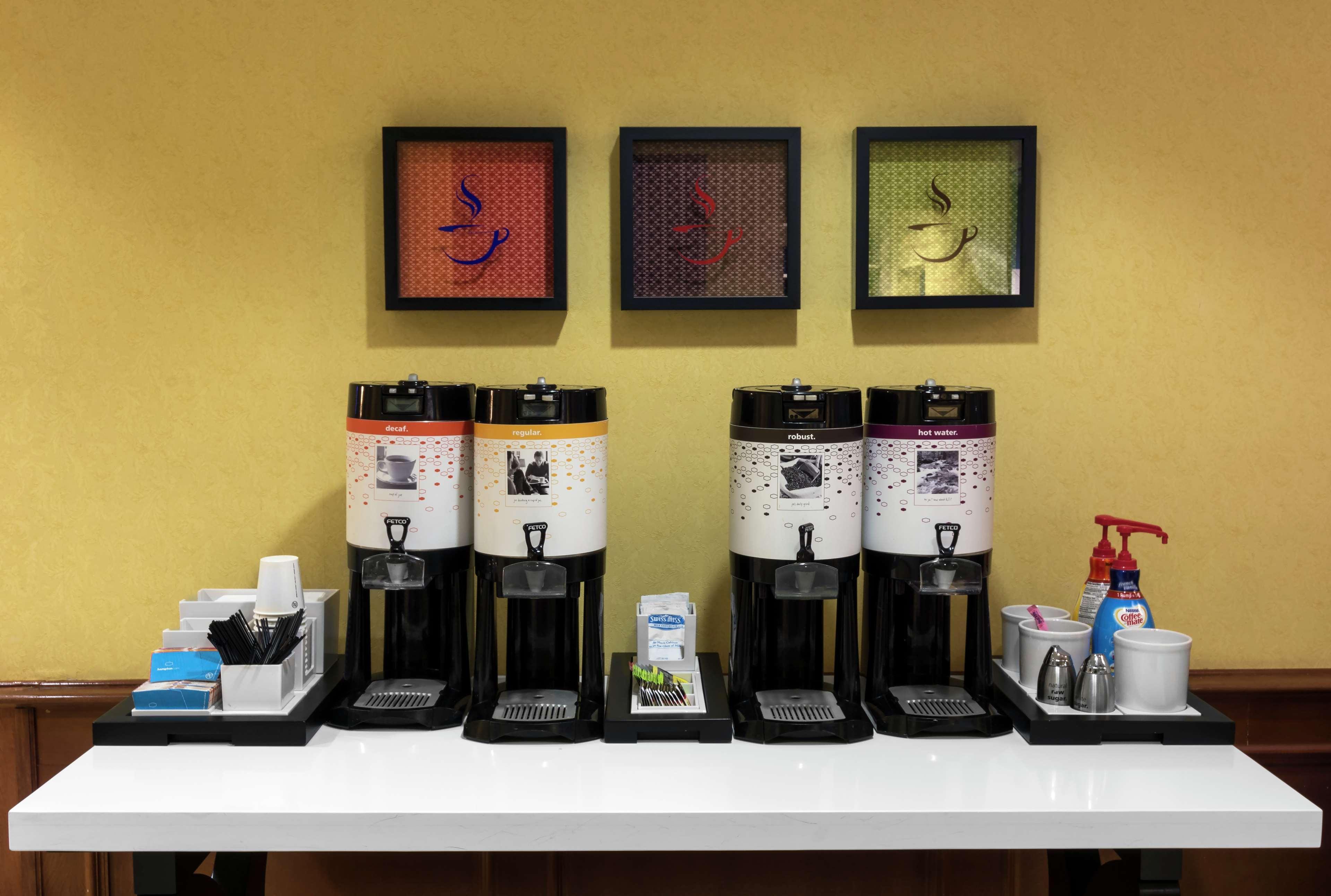 Hampton Inn & Suites Jacksonville Deerwood Park Exteriör bild