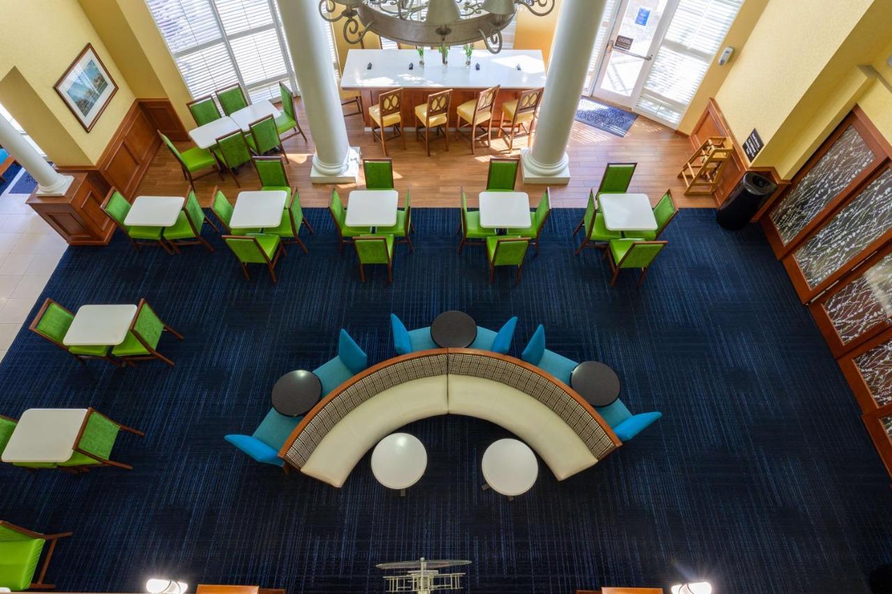 Hampton Inn & Suites Jacksonville Deerwood Park Exteriör bild