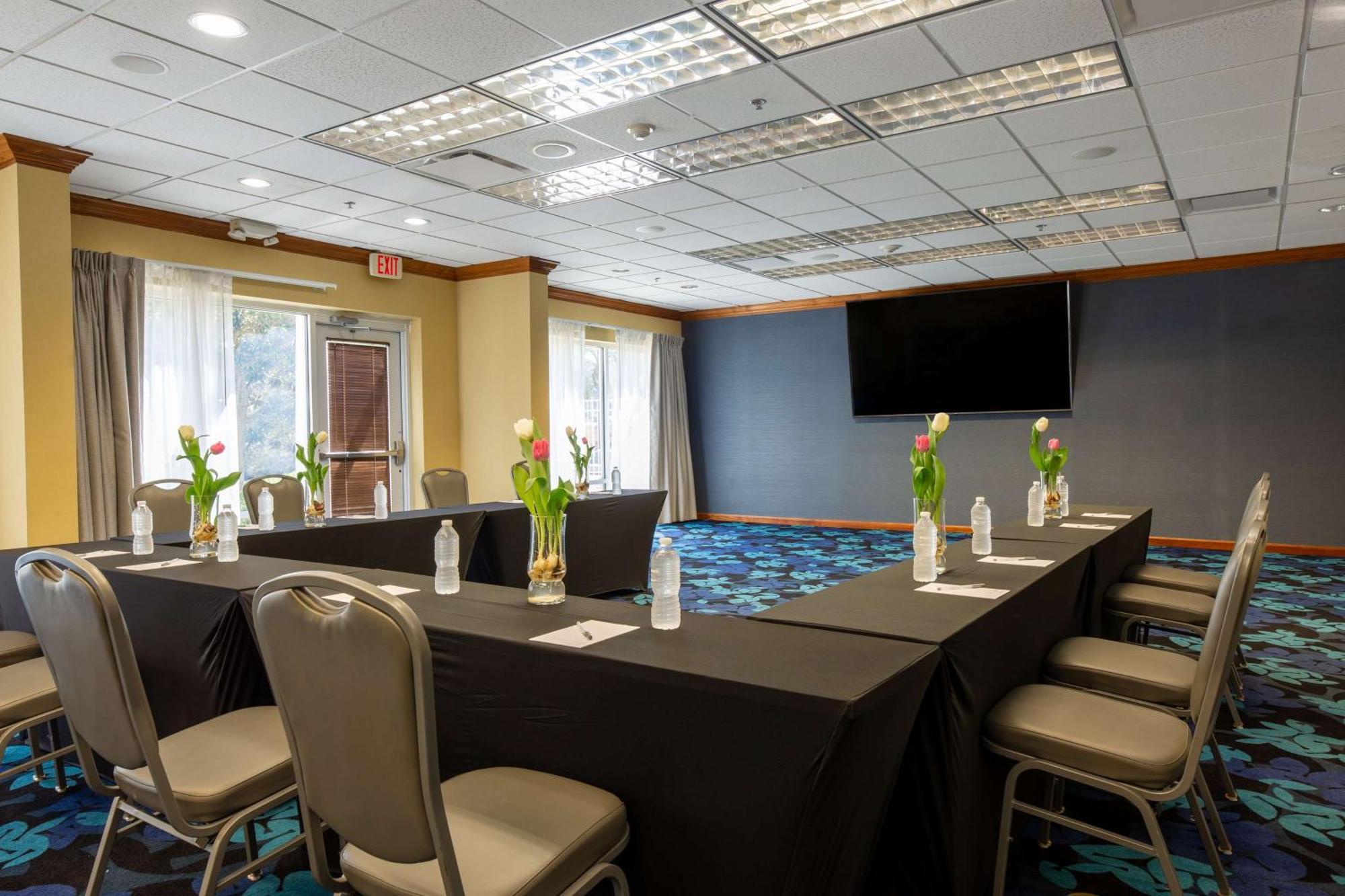 Hampton Inn & Suites Jacksonville Deerwood Park Exteriör bild