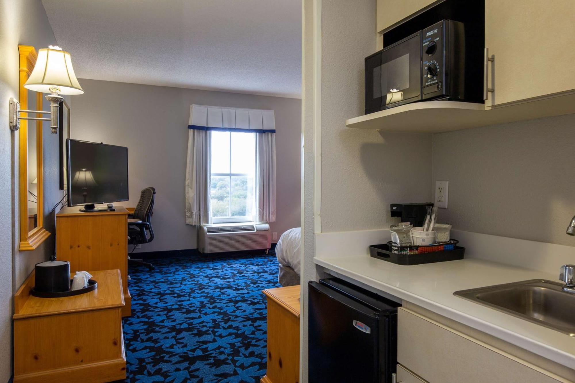 Hampton Inn & Suites Jacksonville Deerwood Park Exteriör bild