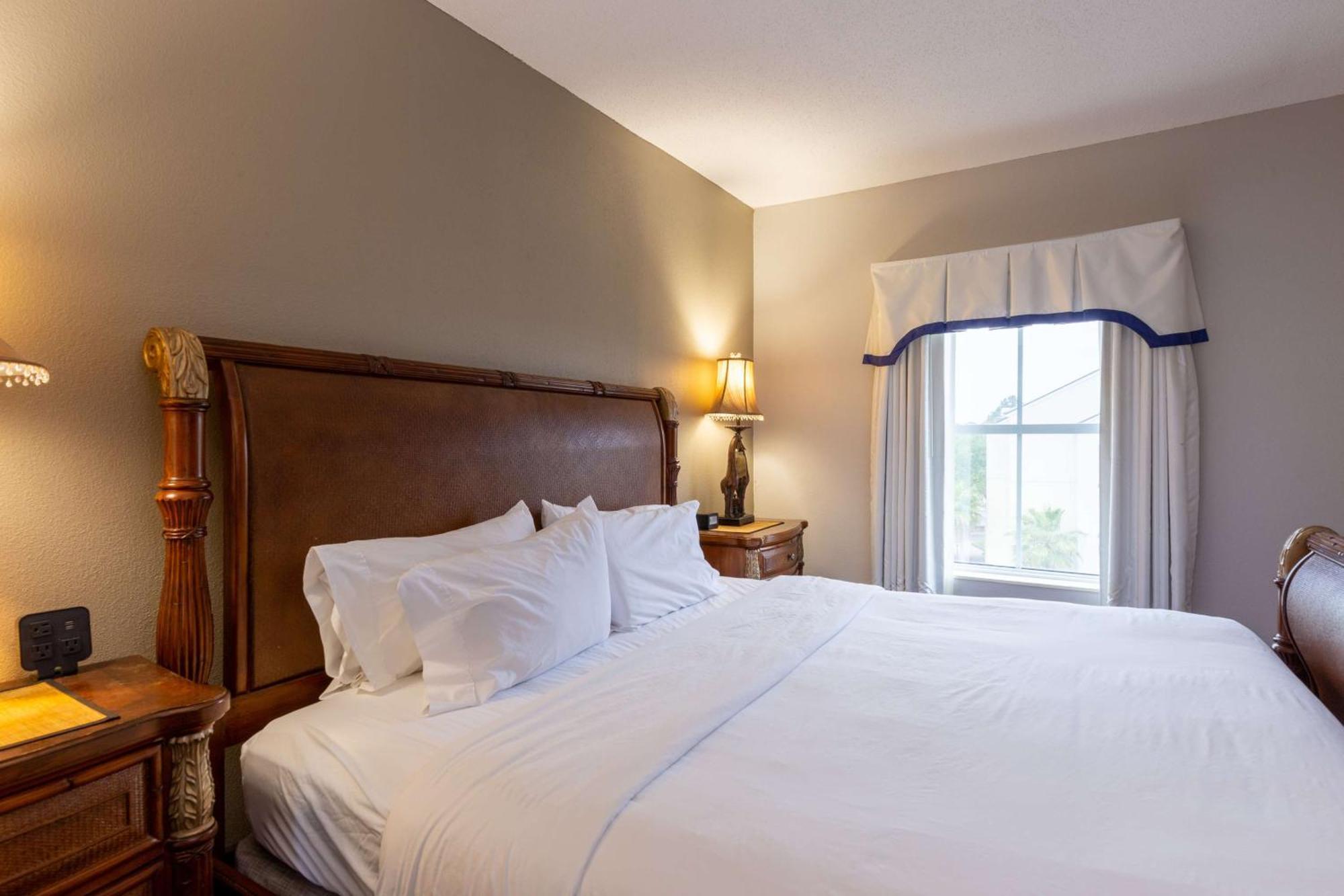 Hampton Inn & Suites Jacksonville Deerwood Park Exteriör bild
